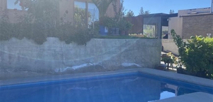 Casa en Excelente y exclusivo condominio de la foresta curauma