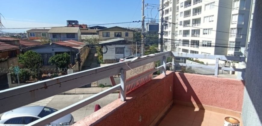 CERCA DEL HOSPITAL EDUARDO PEREIRA Y SUP. SANTA ISABEL