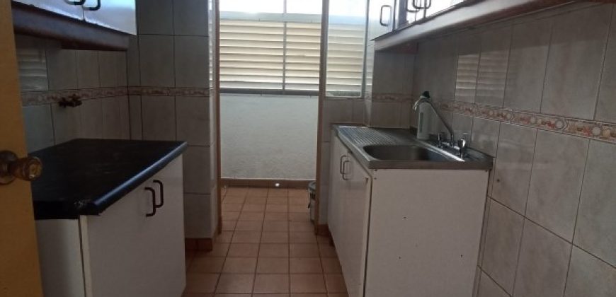 CERCA DEL HOSPITAL EDUARDO PEREIRA Y SUP. SANTA ISABEL