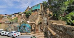 TERRENO CON CONSTRUCCIÓN EN CASCO HISTORICO DE VALPARAISO