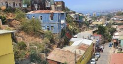 TERRENO CON CONSTRUCCIÓN EN CASCO HISTORICO DE VALPARAISO