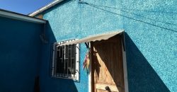 TERRENO CON 3 CASAS CONSTRUIDAS, UN SOLO ROL EN CERRO BARON