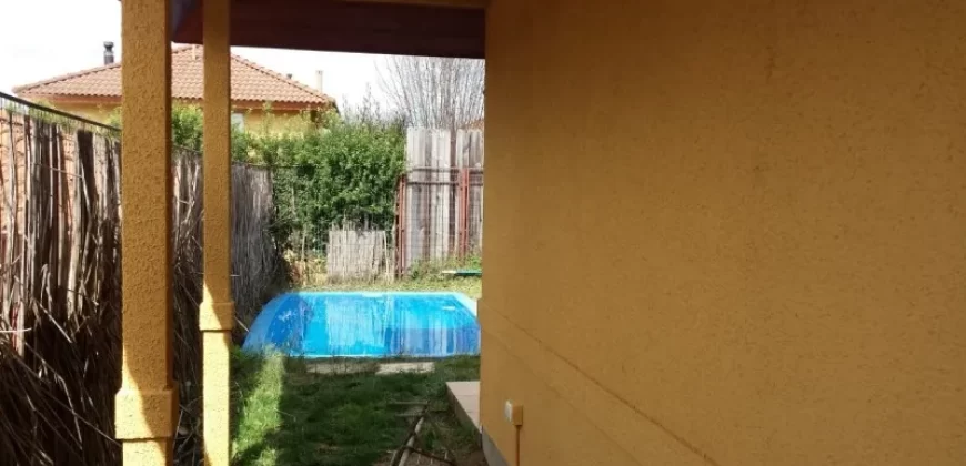 Moderna Casa Para Familia Grande En Jardin Del Lago