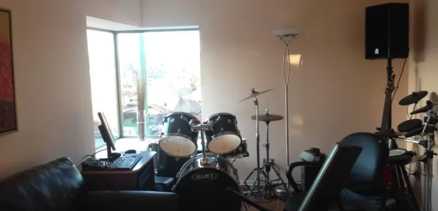 Moderna Casa Para Familia Grande En Jardin Del Lago