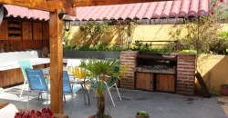 Moderna Casa Para Familia Grande En Jardin Del Lago