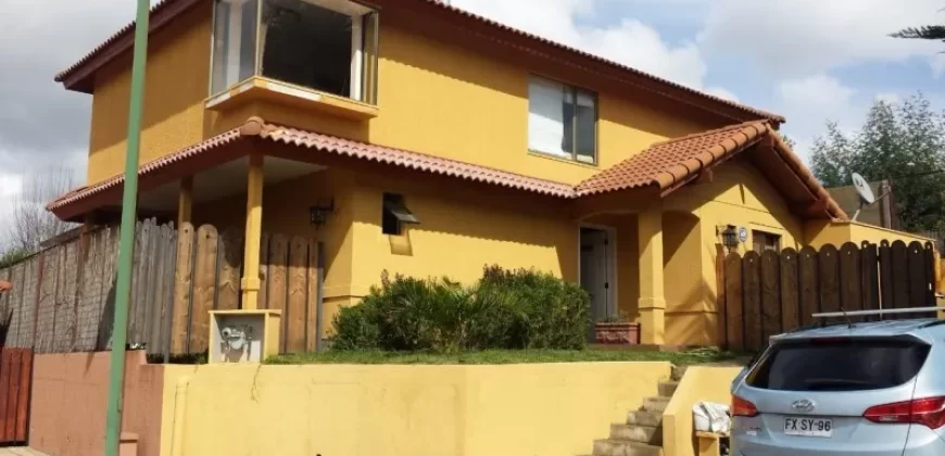 Moderna Casa Para Familia Grande En Jardin Del Lago