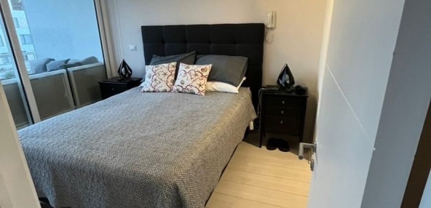 DEPARTAMENTO MODERNO Y CÓMODO A UNA CUADRA BORDE COSTERO