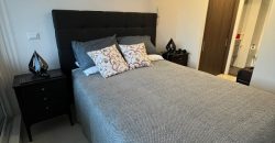 DEPARTAMENTO MODERNO Y CÓMODO A UNA CUADRA BORDE COSTERO