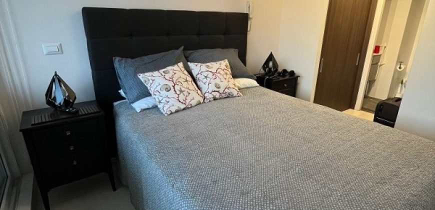 DEPARTAMENTO MODERNO Y CÓMODO A UNA CUADRA BORDE COSTERO