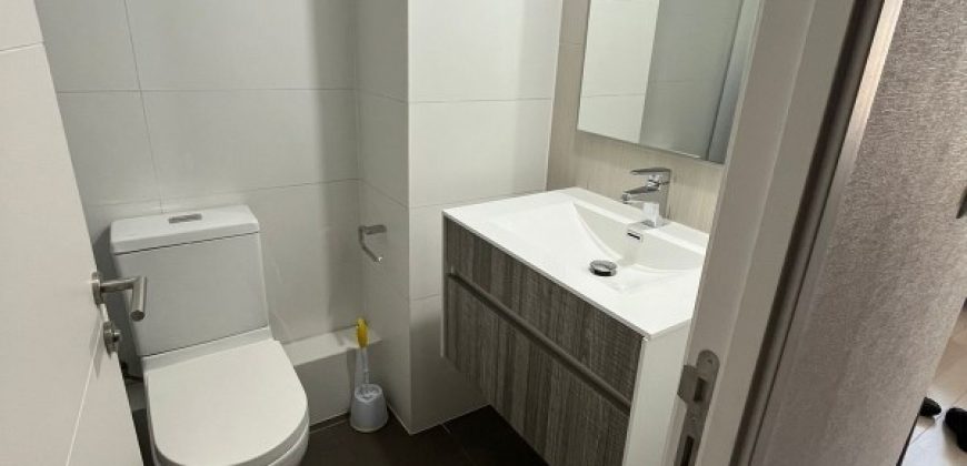 DEPARTAMENTO MODERNO Y CÓMODO A UNA CUADRA BORDE COSTERO