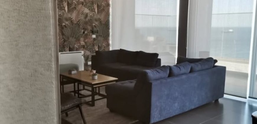 DEPARTAMENTO MODERNO Y CÓMODO A UNA CUADRA BORDE COSTERO